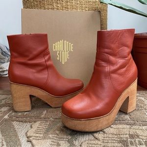 Charlotte stone boots